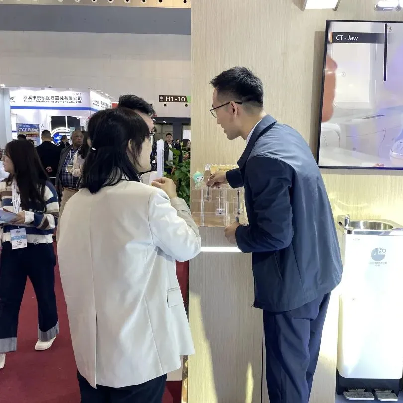 DenTech China (16) DenTech China (16)
